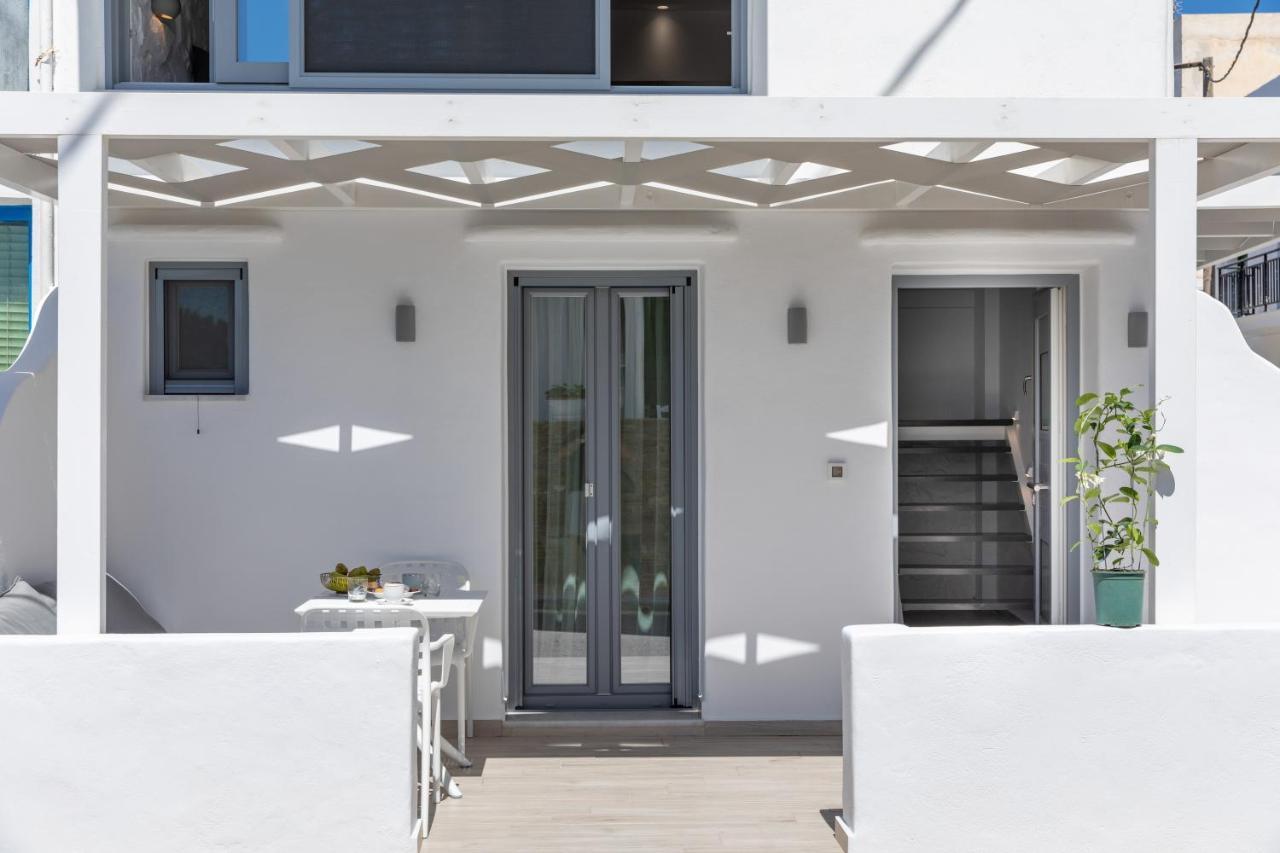 Marina'S Suites Naxos City Bagian luar foto