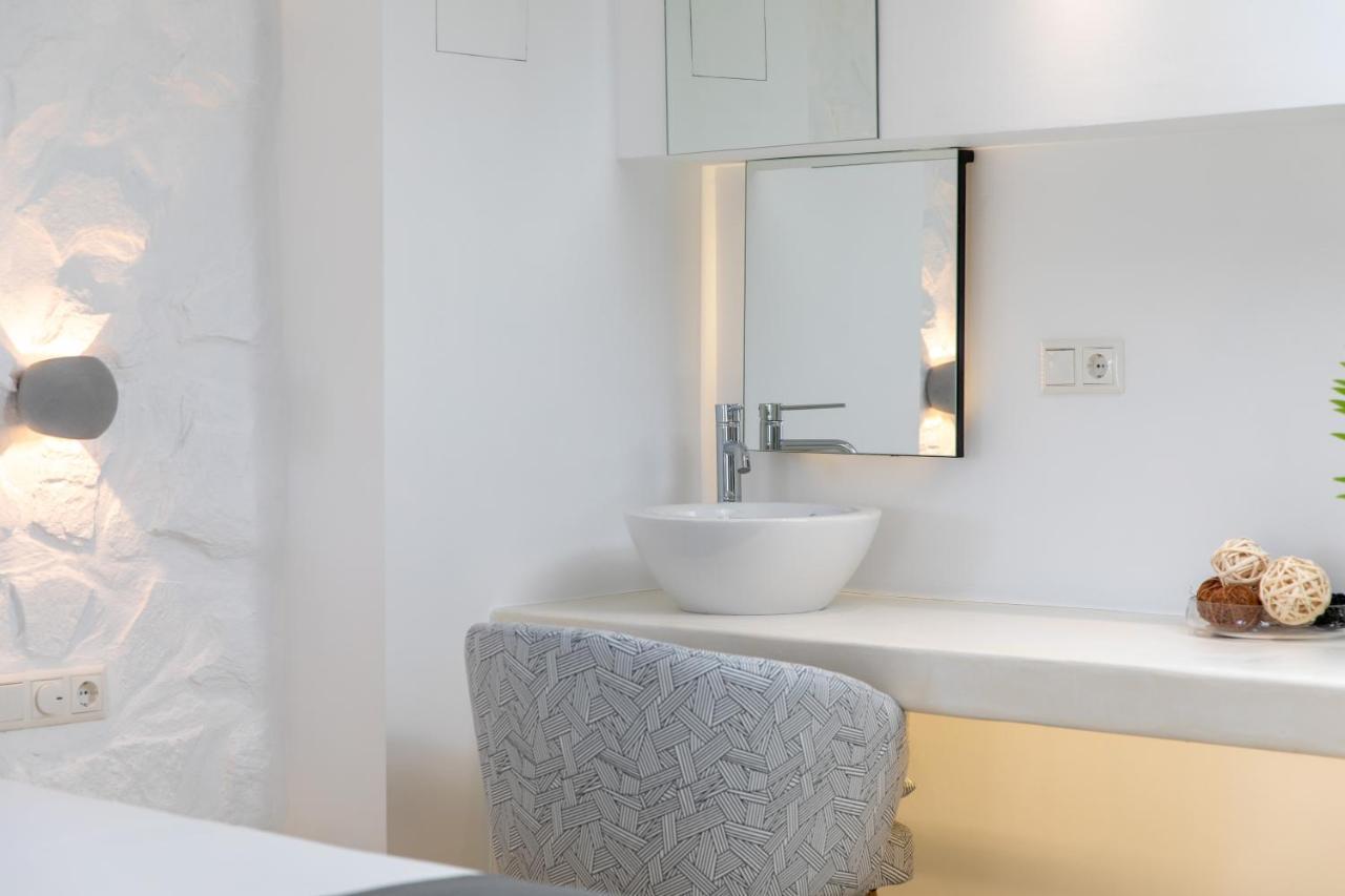 Marina'S Suites Naxos City Bagian luar foto